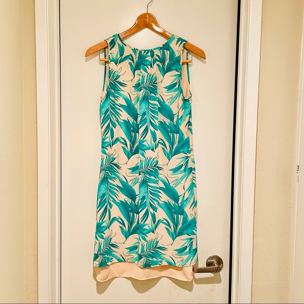 Emerald GreenｘOrange Back V-cut Dress♡